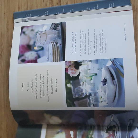 Williams Sonoma entertaining book- classic - Picture 2 of 4
